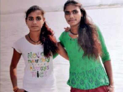 यूपीः एक ही फंदे से लटके मिले दो बहनों के शव