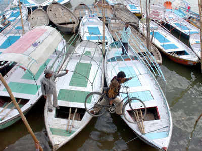 कुंभ में नावों पर भी नजर, नाविकों को जारी होंगे परिचय पत्र