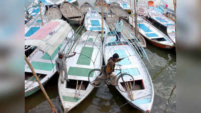 कुंभ में नावों पर भी नजर, नाविकों को जारी होंगे परिचय पत्र