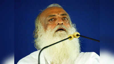 Asaram bapu: आसाराम टॉर्च मारून मुली निवडायचा!