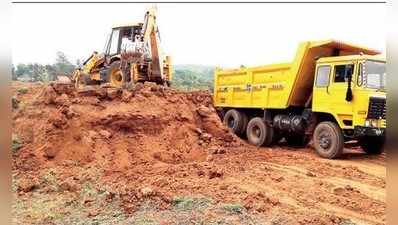 ಮಾಗಡಿ ಕೆರೆಗಳ ಒಡಲಲ್ಲಿ ಮಣ್ಣು ಖಾಲಿ, ಬೊಕ್ಕಸಕ್ಕೆ ನಾಮ