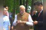 देखें, जब PM मोदी ने चिनफिंग के साथ की चाय पर चर्चा