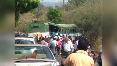 accident: २ ST बसना भीषण अपघात; ३ प्रवासी गंभीर