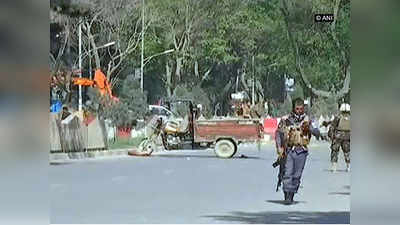 kabul blast: बॉम्बस्फोटांनी काबूल हादरले, २५ ठार