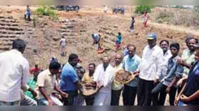 ಹಿರೀಸಾವೆ: ಅಣತಿ ಗ್ರಾಮದಲ್ಲಿ ಕಲ್ಯಾಣ ಪುನಶ್ಚೇತನ