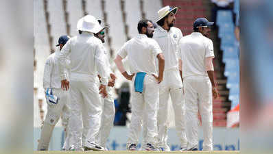 क्या टीम इंडिया को डे-नाइट टेस्ट मैच खेलना चाहिए?