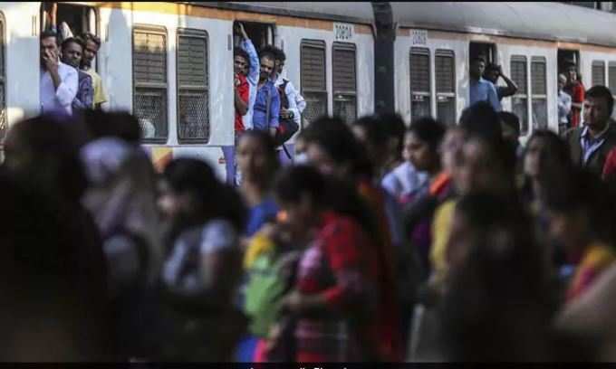 women compartment-railways