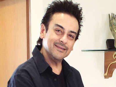 कुवैत में अदनान सामी का अपमान, स्टाफ को कहा इंडियन डॉग्स