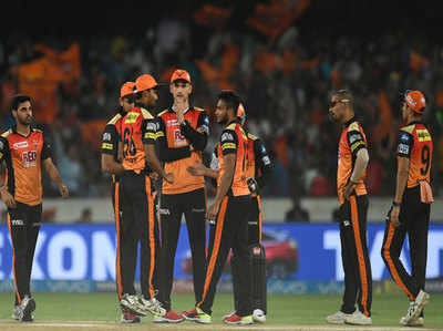 SRH vs RCB, HIGHLIGHTS: सनराइजर्स हैदराबाद ने रॉयल चैलेंजर्स बैंगलोर को 5 रन से हराया