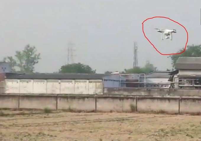 प्रभावित इलाकों में ड्रोन और नाइट विजन कैमरे से हो रही निगरानी