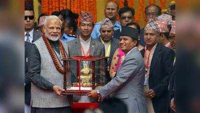 मोदी का नेपाल दौरा: कांग्रेस ने कर्नाटक से जोड़ा, सरकार ने दी सफाई