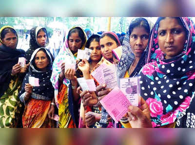 Panchayat Election 2018: বাদলের দৃষ্টি কেড়েছে ভোট, গৌরের জিভ