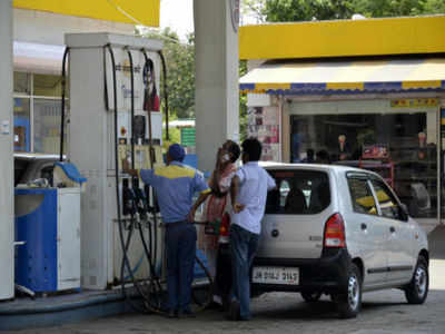 Petrol Price: కర్ణాటకలో పోలింగ్ ముగిసింది.. ఇంధన ధరలకు రెక్కలొచ్చాయి!