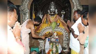 ಮೈಲಾರಲಿಂಗೇಶ್ವನಿಗೆ ಪೂಜೆ