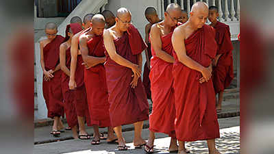 भारतातील बौद्ध भिक्षूंवर चीनमध्ये बंदी