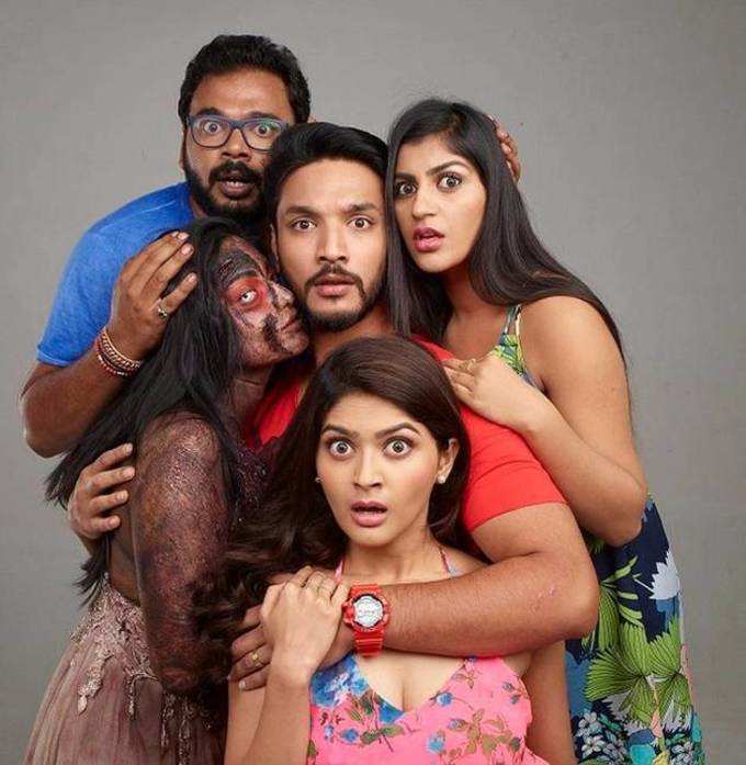 ruttu-Araiyil-Murattu-Kuththu 1