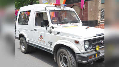 बदमाशों को पकड़ने में निकल जाती है दिल्ली पुलिस की जिप्सी की हवा