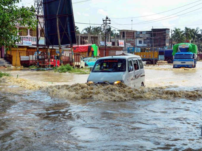 यातायात प्रभावित