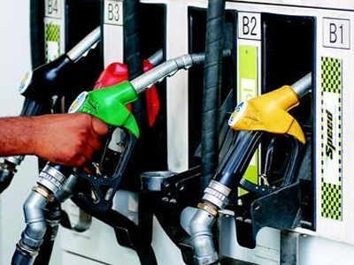 Petrol price: पेट्रोल २५ रुपयांनी स्वस्त होऊ शकतं: चिदंबरम