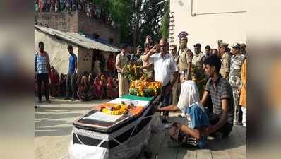 सुकमा में शहीद हुए राजेश कुमार का शव घर पहुंचते ही मचा कोहराम