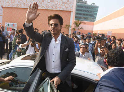 KKR के आईपीएल से बाहर होने पर भी खुश हैं शाहरुख खान