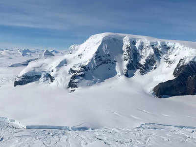 अंटार्कटिका की बर्फ के नीचे पर्वत श्रृंखलाओं और घाटियों का पता चला