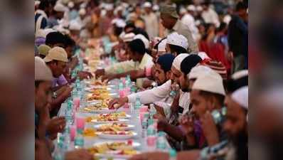 मिसाल: मुस्लिमों को सहरी के लिए ढोल बजाकर उठा रहे लाहौर के सिख बुजुर्ग