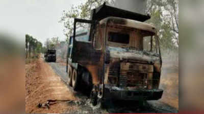 मुंगेरः सात वाहनों को माओवादियों ने जलाया