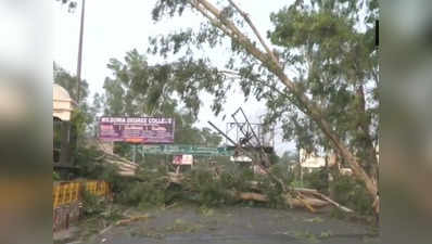 आंधी-तूफान का कहर, यूपी में 15, बिहार में 11 की मौत
