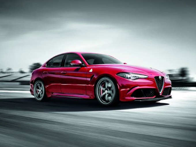 अल्फा रोमियो गियुलिया (Alfa Romeo Giulia)