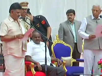 कर्नाटक: कुमारस्वामी कैबिनेट का विस्तार, 24 MLA और 1 MLC ने ली मंत्री पद की शपथ