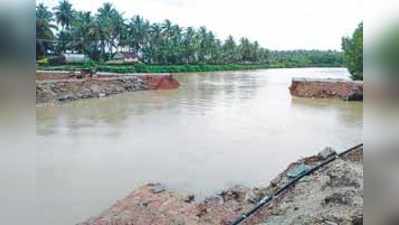 ತಾತ್ಕಾಲಿಕ ಸಂಪರ್ಕ ರಸ್ತೆ ಕುಸಿತ