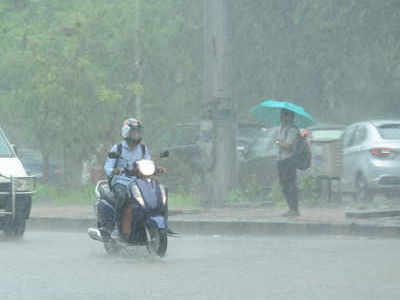 Rain: मुंबईसह राज्यात रात्रभर कोसळधार