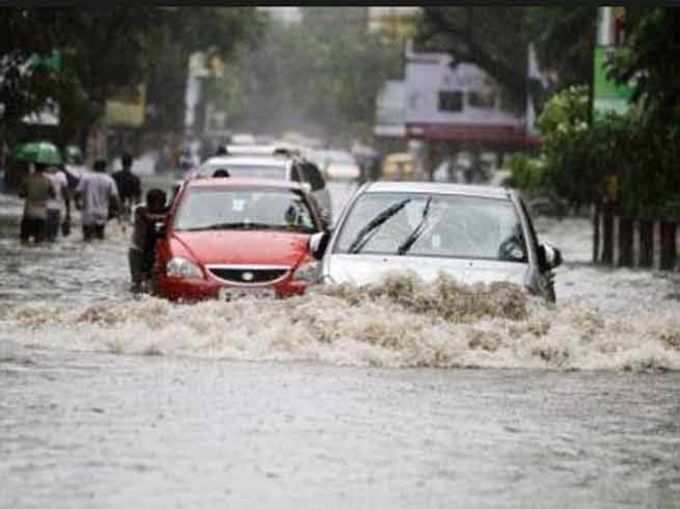 ब्रेक लगाते वक्त सावधानी