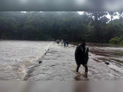 മഴയില്‍ പൂയംകുട്ടി മണികണ്ഠന്‍ചാല്‍ ഒറ്റപ്പെട്ടു