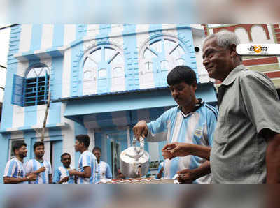 World Cup 2018: মেসির জন্য পাগল কলকাতার চাবিক্রেতা, নিজের বাড়িকেই বানালেন আর্জেন্তিনার জার্সি!