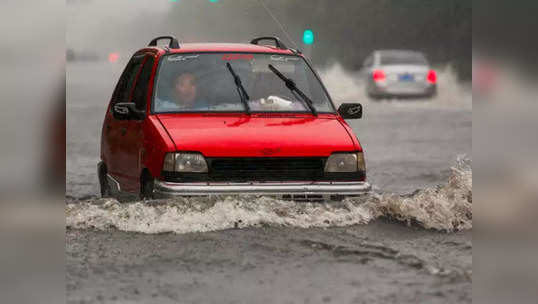 टिप्स: बारिश के मौसम में ऐसे ड्राइव करें कार 