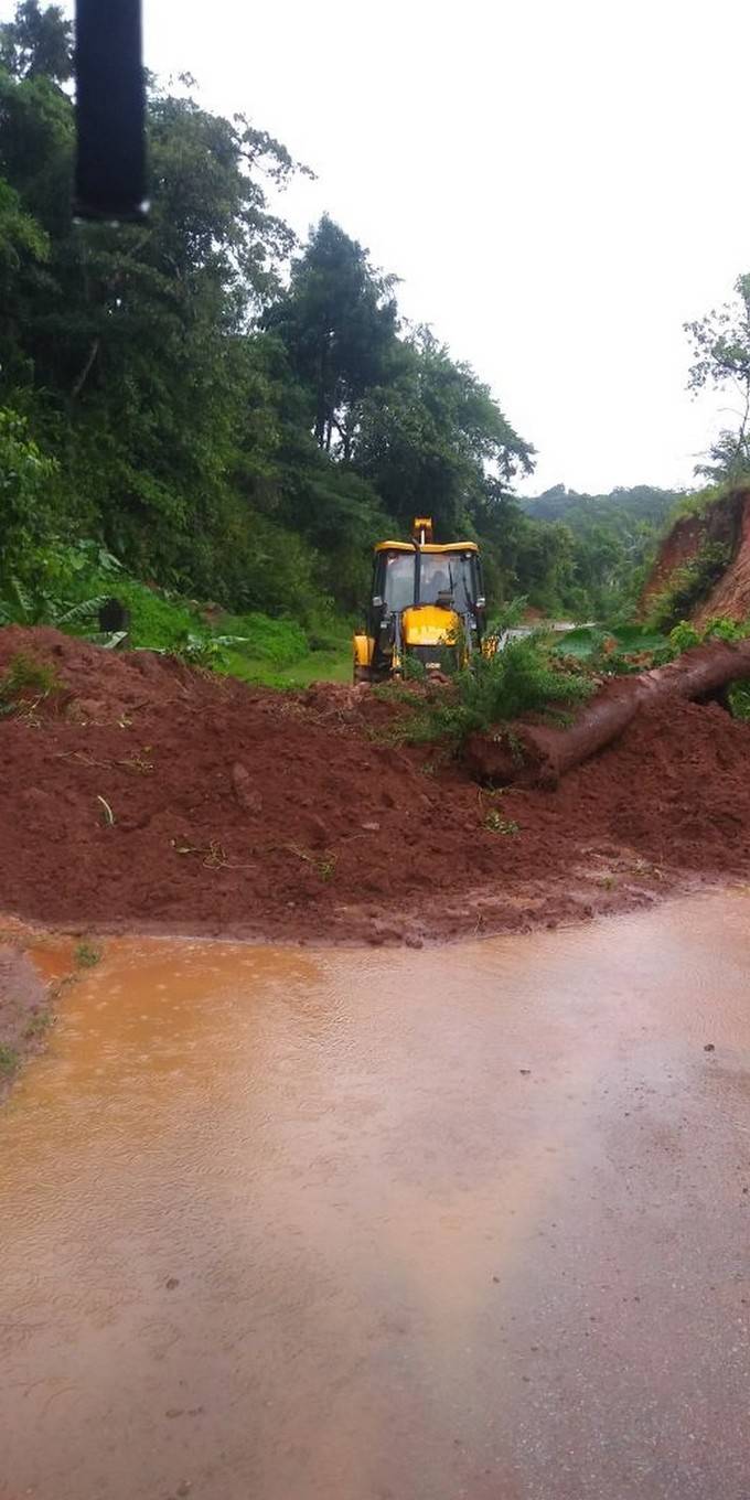 ರಸ್ತೆ ಸಂಚಾರ ಬಂದ್