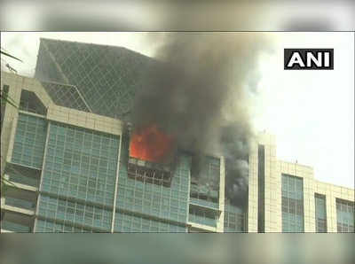 Mumbai Fire: মুম্বইয়ে দীপিকার ফ্ল্যাটে বিধ্বংসী আগুন! দেখুন সেই ভিডিও