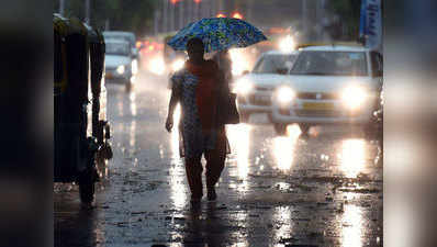 यूपी में आंधी-बार‍िश, 10 लोगों की गई जान, 28 घायल