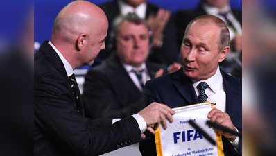 फीफा विश्व कप के दौरान टूरिस्ट्स के साथ सेक्स कर सकती हैं रूस की महिलाएं: पुतिन