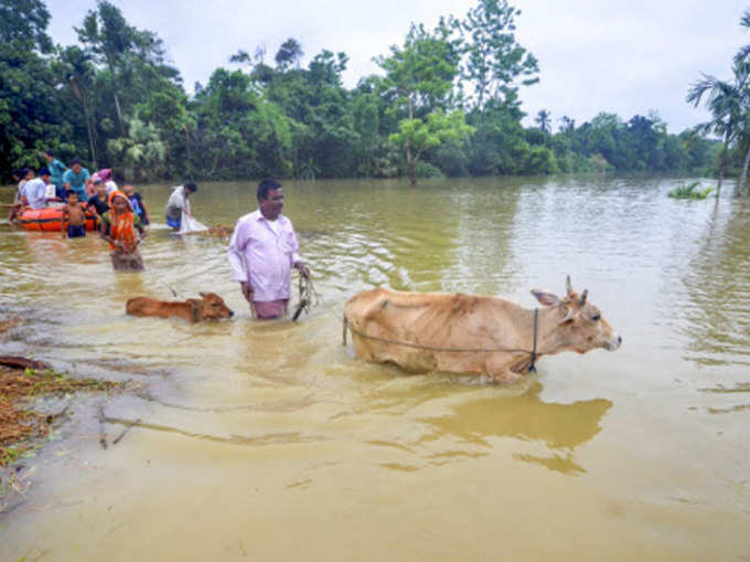 असम में 1.6 लाख प्रभावित