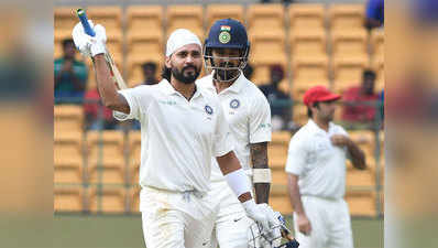 भारत बनाम अफगानिस्तान: बेंगलुरु में भारतीय बल्लेबाजों ने लिया अफगानिस्तान का टेस्ट