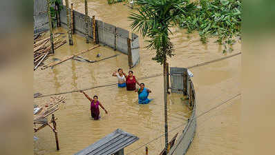 पूर्वोत्तर में बाढ़ से 12 लोगों की मौत, असम, मणिपुर में स्थिति बिगड़ी