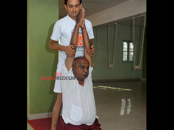 devegowda-yoga2