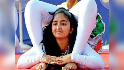 अहमदाबादः किसान की बेटी बनी योगा एक्सपर्ट, जीत चुकी है कई इंटरनैशनल अवॉर्ड
