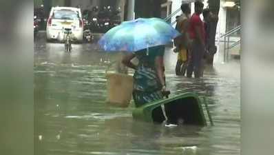 मुंबई में फिर भारी बारिश, जगह-जगह जलभराव, लोकल ट्रेनें लेट