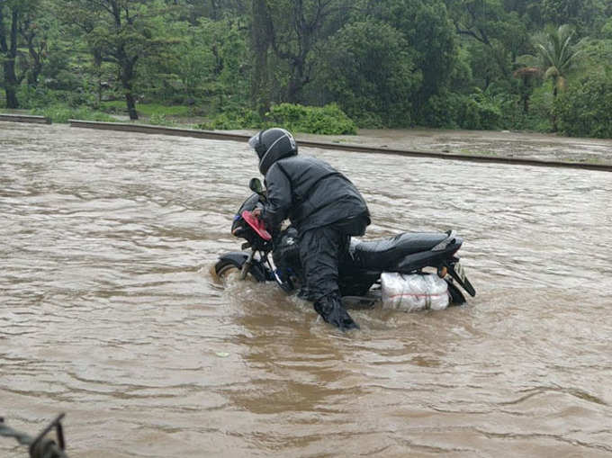 अभी दो दिन और तेज बारिश की चेतावनी