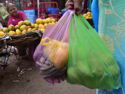 प्लास्टिकबंदी कारवाईला व्यापारी, फेरीवाल्यांचा विरोध