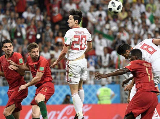 फीफा वर्ल्ड कप: पुर्तगाल से ड्रॉ खेल ईरान बाहर, भावुक हुए फैन्स और खिलाड़ी 